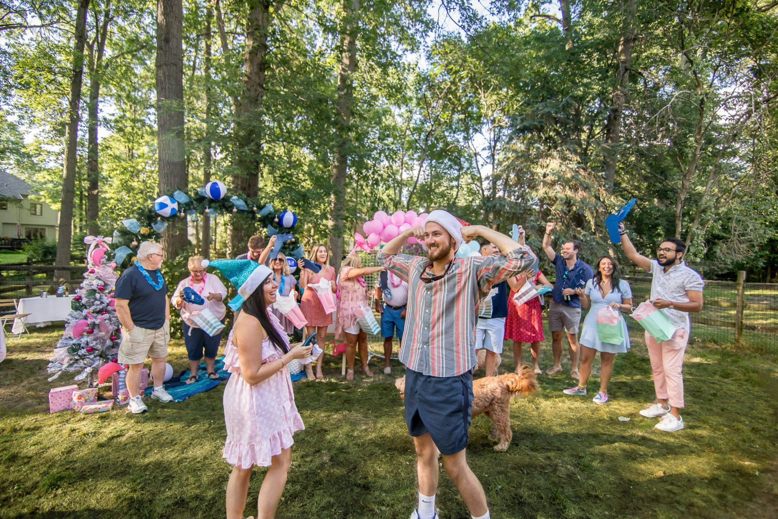 A Christmas in July Gender Reveal Party | theeventprep.com