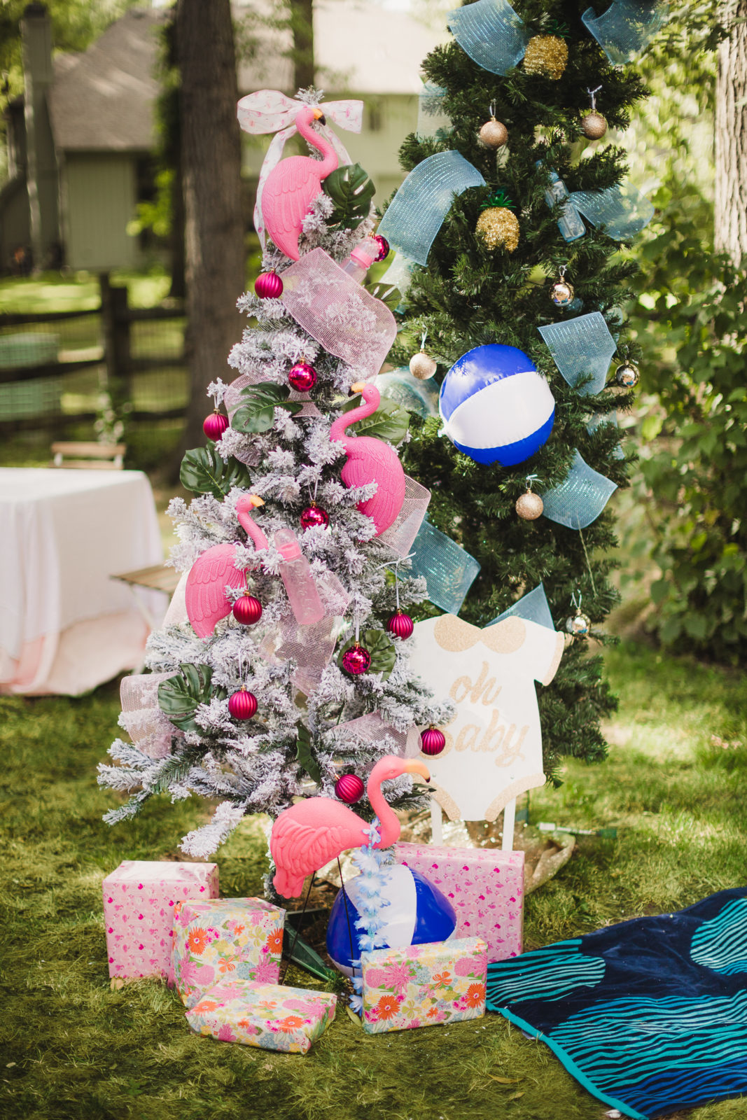 A Christmas in July Gender Reveal Party | theeventprep.com